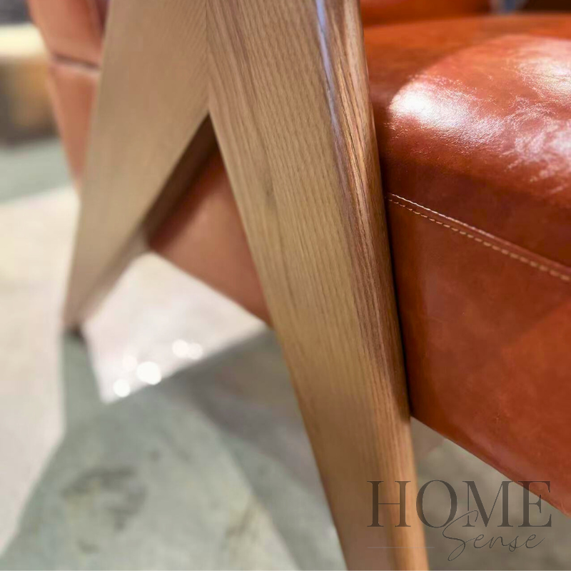 Aureo Modern Lounge Chair